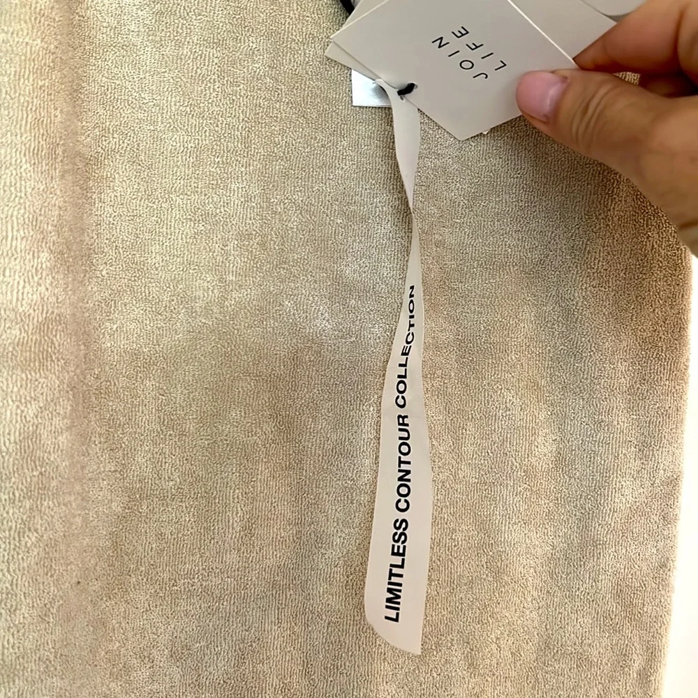 Brand New with tags, Zara Dress/Coverup Size XS-S - Picture 4 of 4